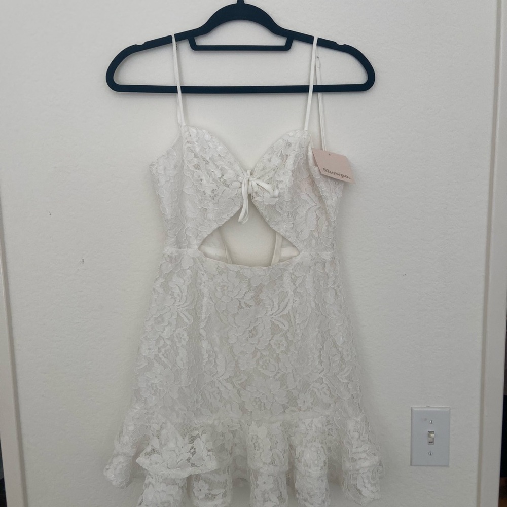 New Showpo White lace around me dress 2 - Picture 1 of 3